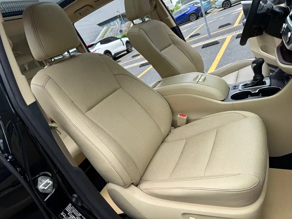 Toyota Highlander 2017 2.0T AWD Luxury 7-Seater