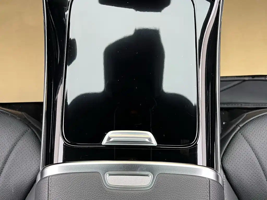 Mercedes-Benz EQE 350 Luxury Edition 2022