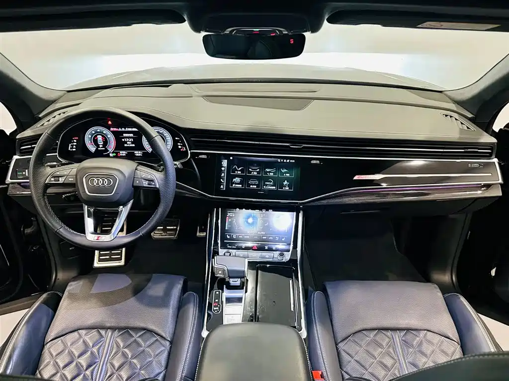 Audi Q8 2023 55 TFSI Premium Sport
