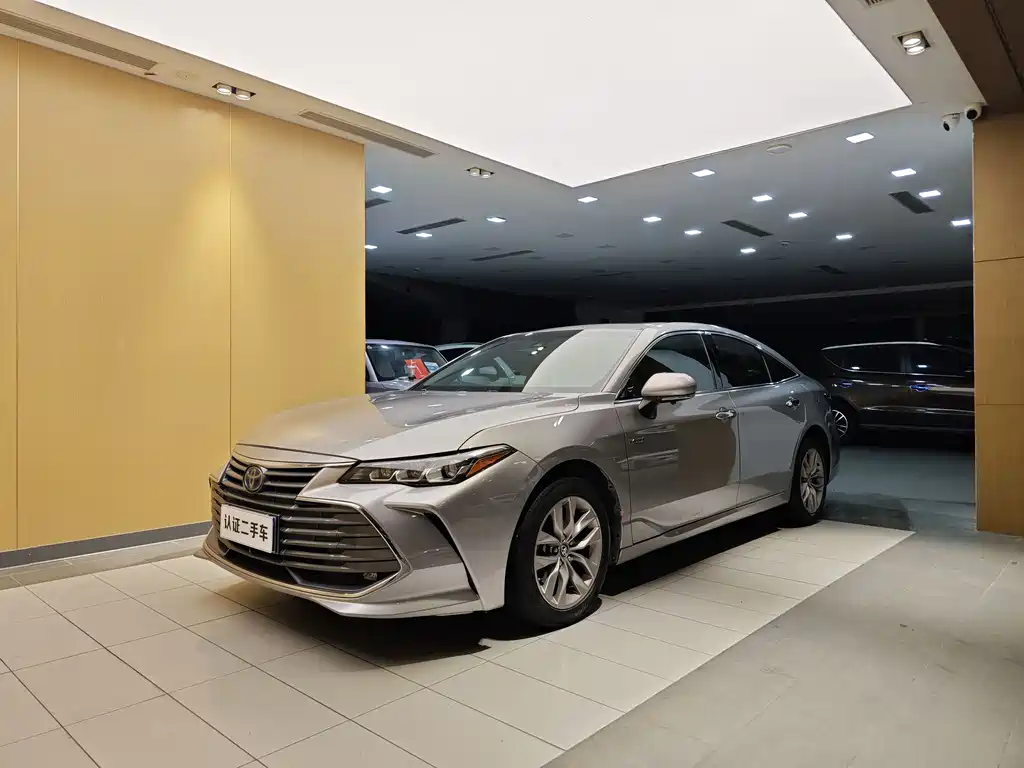 2019 Toyota Avalon Hybrid 2.5L Luxury Edition China V