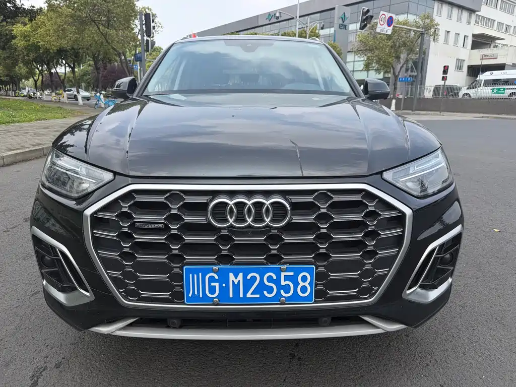 Audi Q5L 2023 40 TFSI Fashion Dynamic Edition
