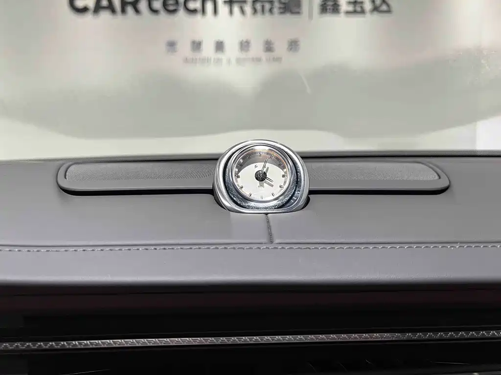 Hongqi Guoya 2024 3.0T V6
