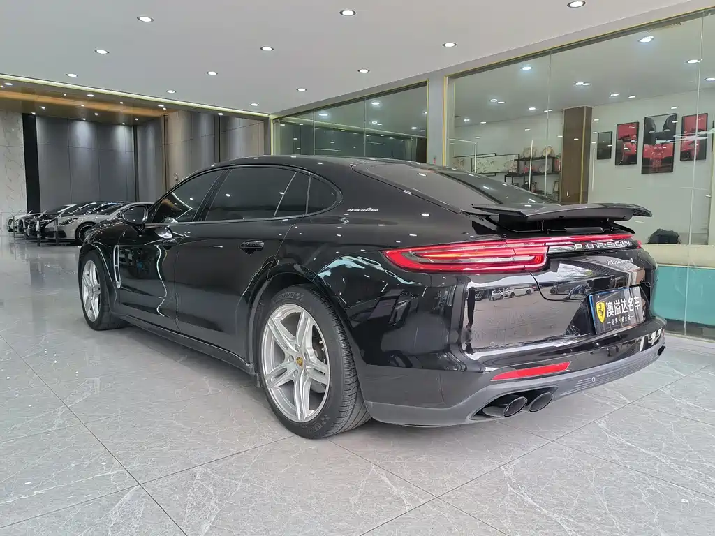 2019 Porsche Panamera 4 Executive LWB 2.9T