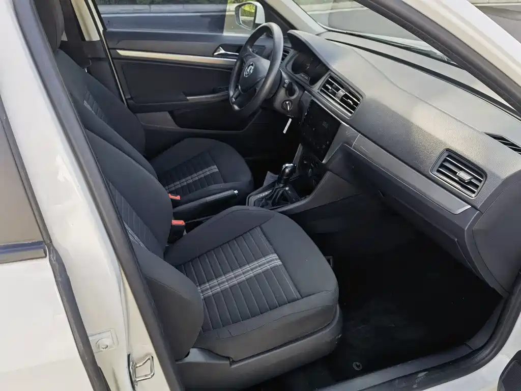Volkswagen Lavida 2019 1.5L Automatic Fengshang Edition China VI