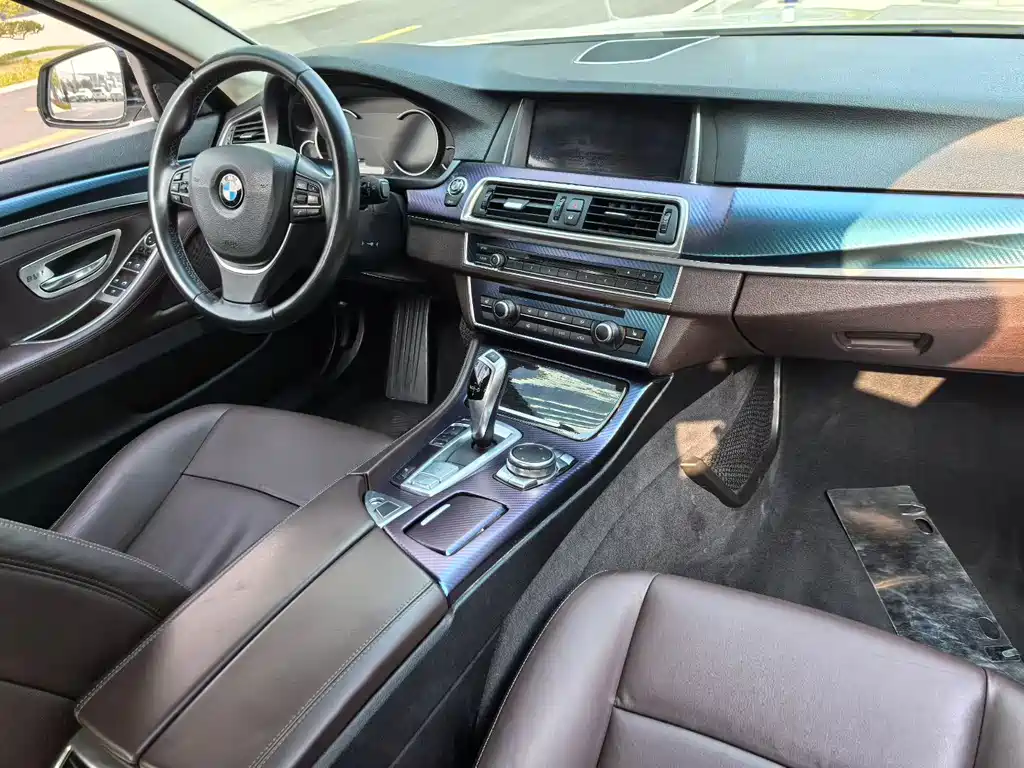 BMW 5 Series 2017 525Li Luxury Design Package