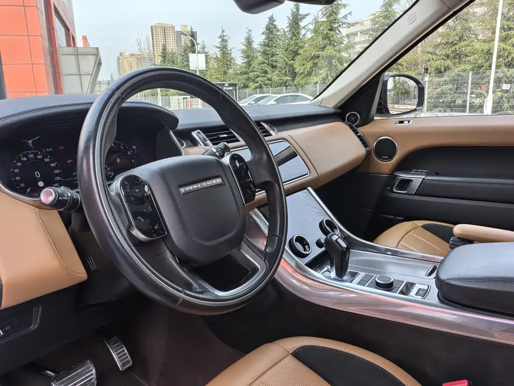 2020 Range Rover Sport 3.0 L6 HSE Dynamic