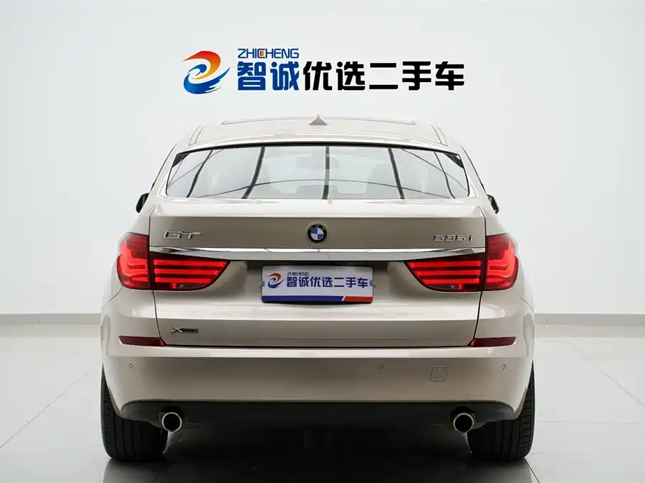 BMW 5 Series GT 2013 535i xDrive Luxury