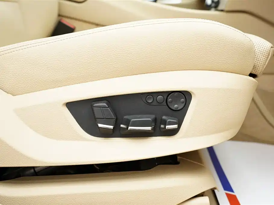 BMW 5 Series GT 2013 535i xDrive Luxury