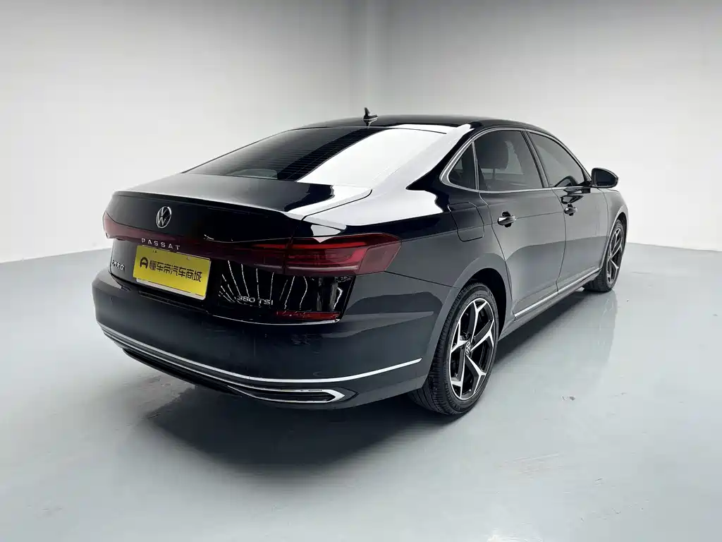 Volkswagen Passat 2024 380TSI Starlight Elite Edition