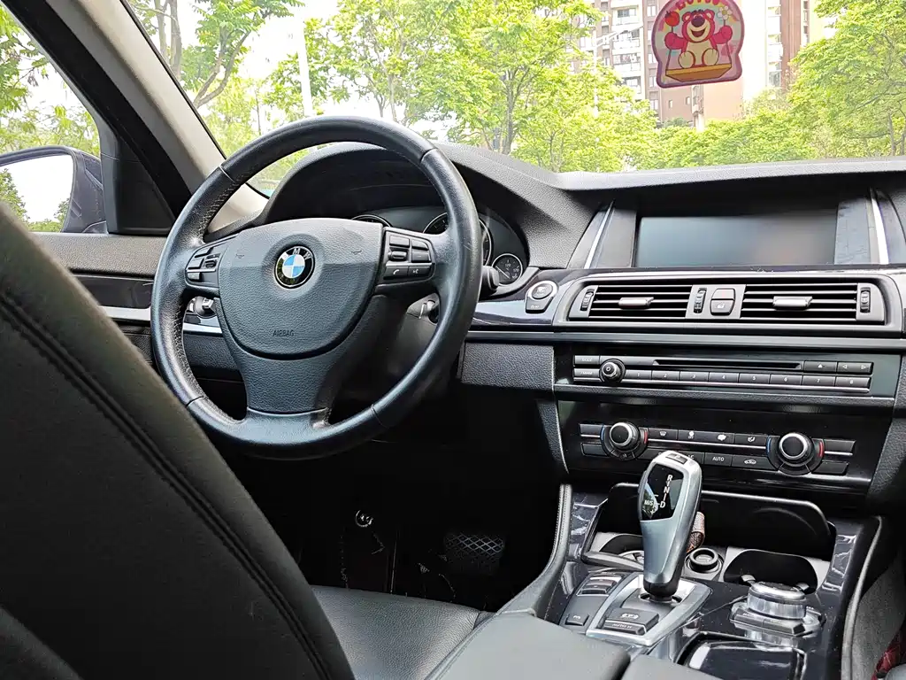 BMW 5 Series Import 2014 520i Elegant Edition
