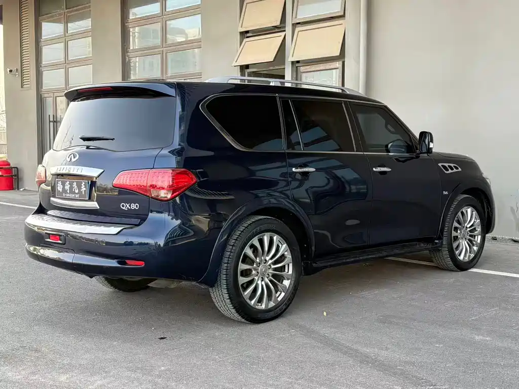 Infiniti QX80 2016 5.6L 4WD