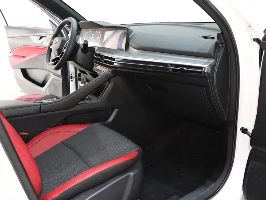 Changan CS35 PLUS 2023 Comfort 1.4T DCT Luxury