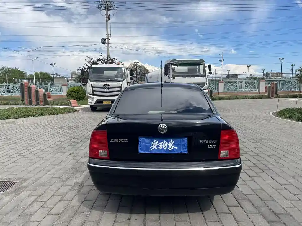Passat 2005 1.8T Automatic Luxury