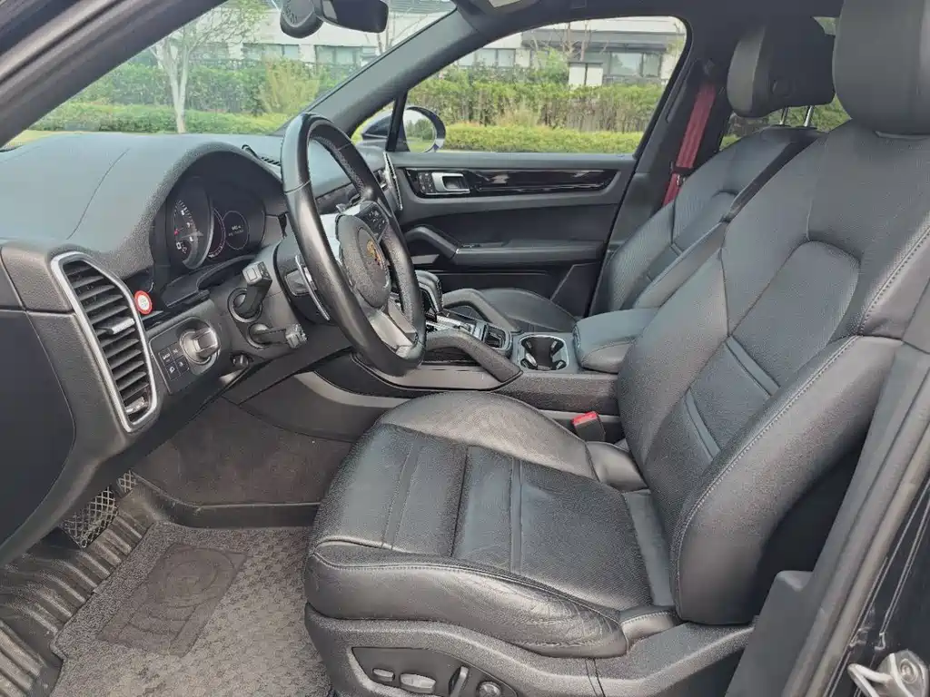 Cayenne 2022 Cayenne 3.0T Platinum Edition