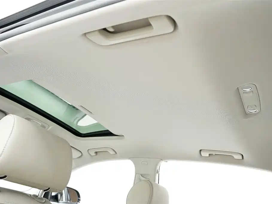 Audi A6L 2010 2.4L Technical Edition