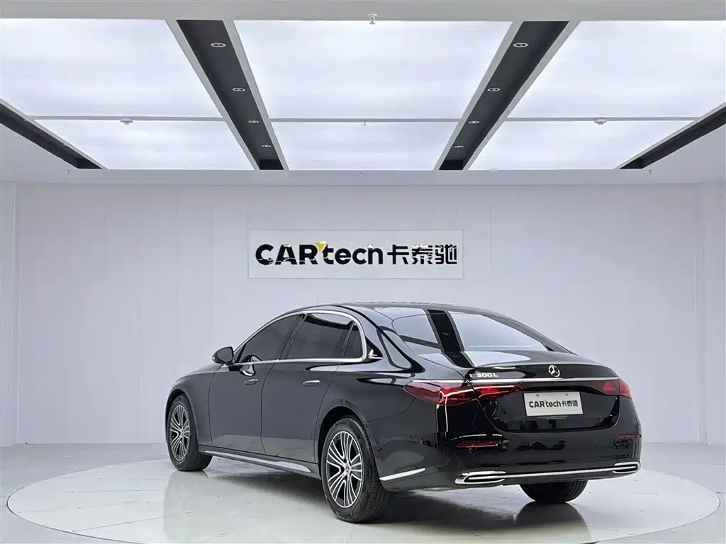 Mercedes-Benz E-Class 2024 E 260 L