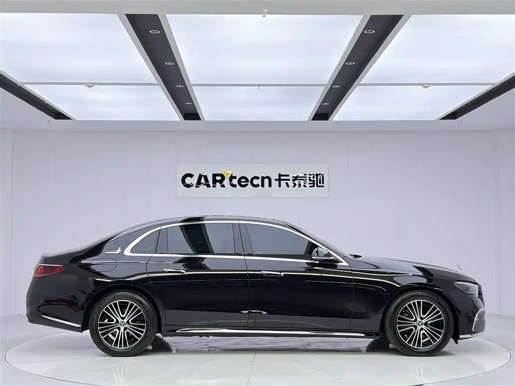 Mercedes-Benz E-Class 2024 E 260 L