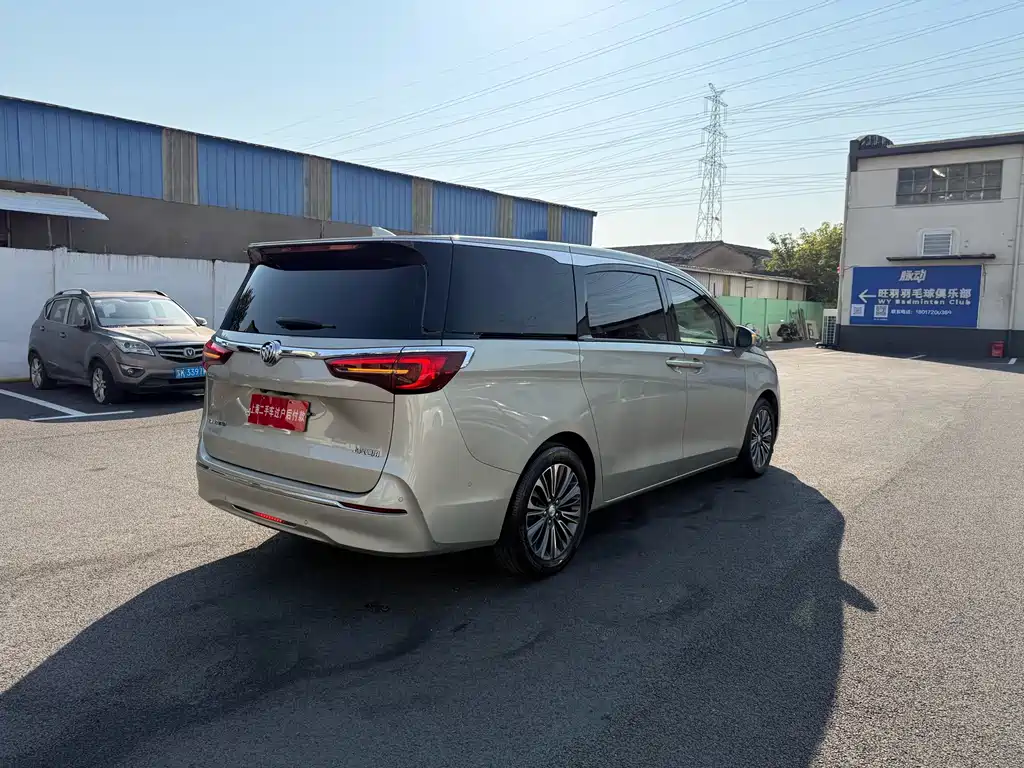 Buick GL8 2022 ES Land Business Class 653T Luxury Model