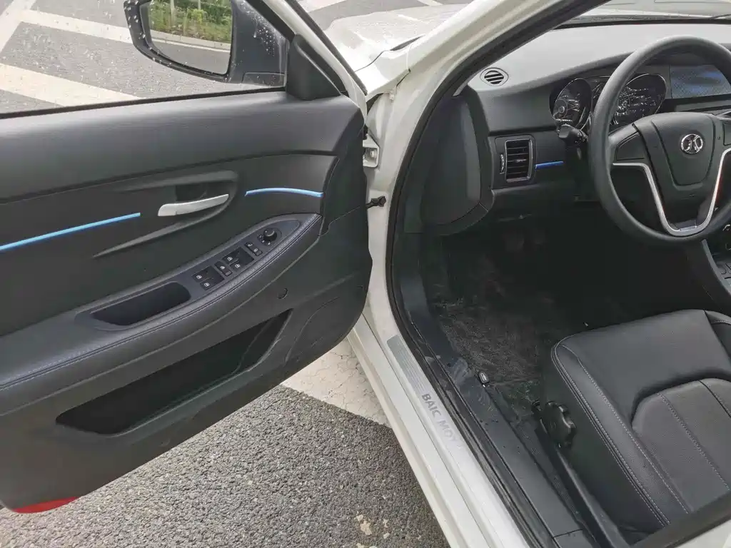 BAIC EU 2018 Battery Swap Letu Edition