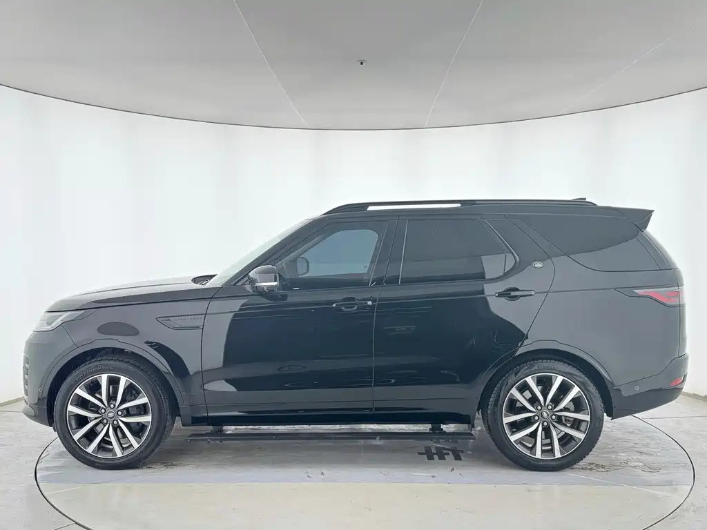 Land Rover Discovery 2024 360PS Dynamic SE