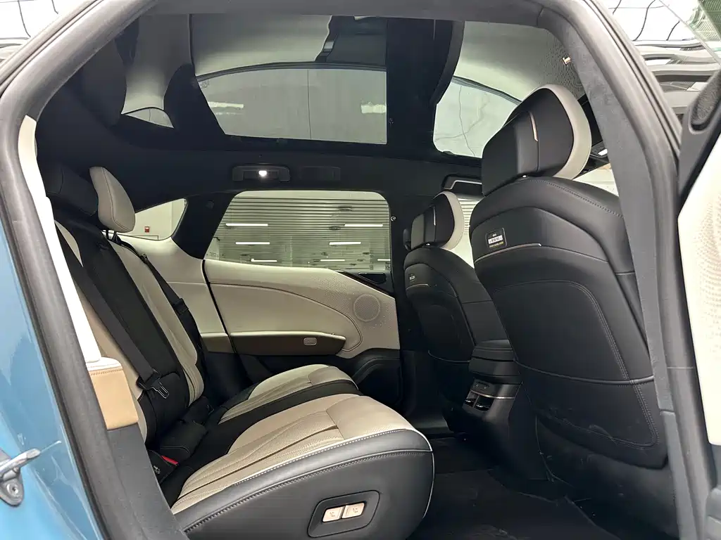 Zeekr 007 GT 2025 AWD Intelligent Driving Edition 75kWh