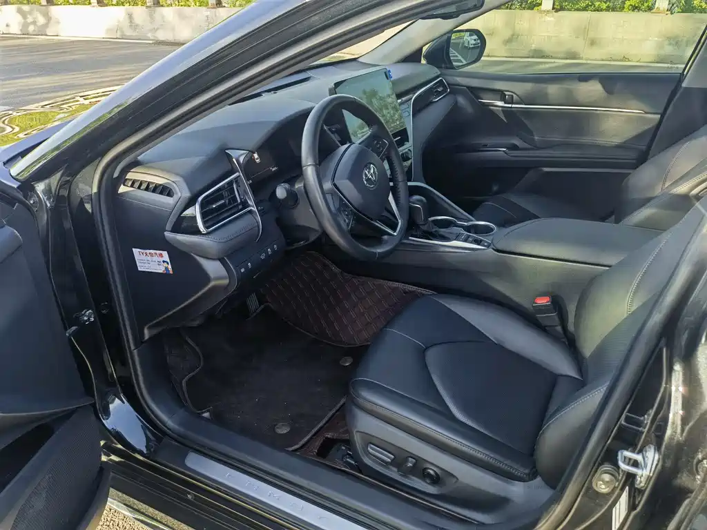 Camry 2023 2.5G Luxury Edition