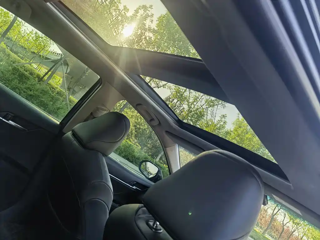 Camry 2023 2.5G Luxury Edition