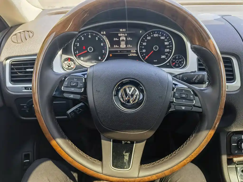 Volkswagen Touareg 2011 3.0TSI Comfort