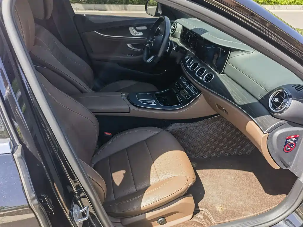 Mercedes-Benz E-Class 2022 Facelift II E 300 L Sport Fashion Edition