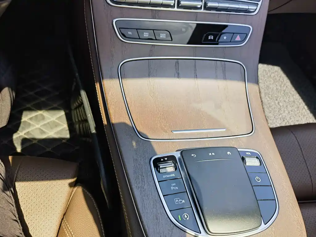 Mercedes-Benz E-Class 2022 Facelift E 300 L Fashion Edition