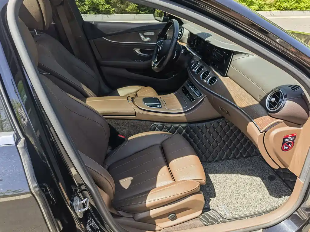 Mercedes-Benz E-Class 2022 Facelift E 300 L Fashion Edition