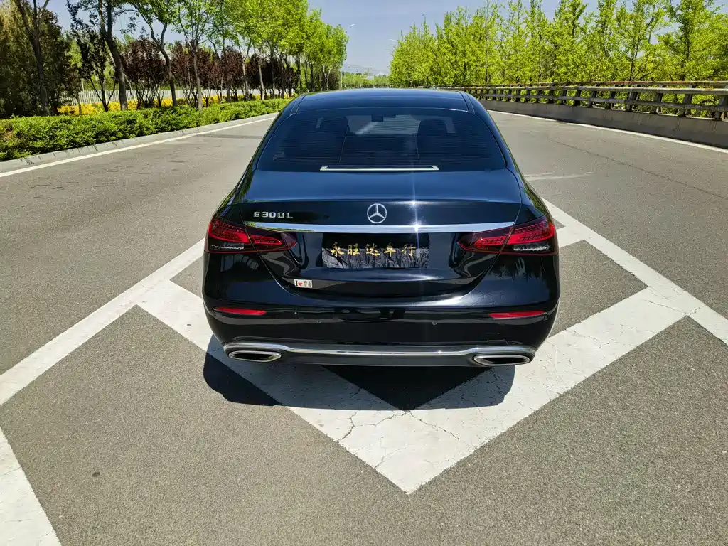 Mercedes-Benz E-Class 2022 Facelift E 300 L Fashion Edition