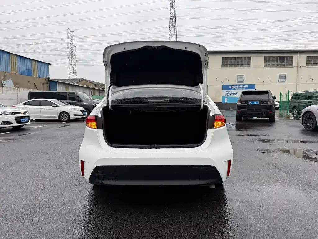 Toyota Levin 2023 Smart Hybrid Dual Engine 1.8L Leading Edition