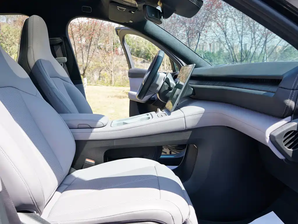 NIO EC6 2023 75kWh