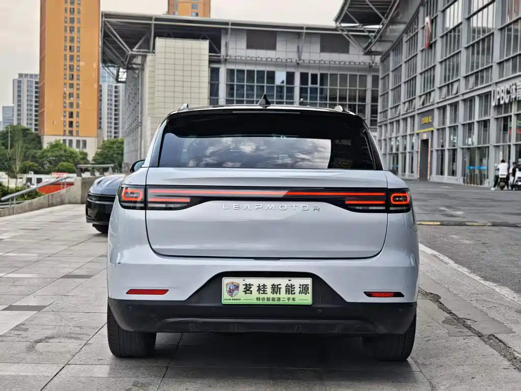 Leapmotor C11 2021 Facelift Luxury Edition