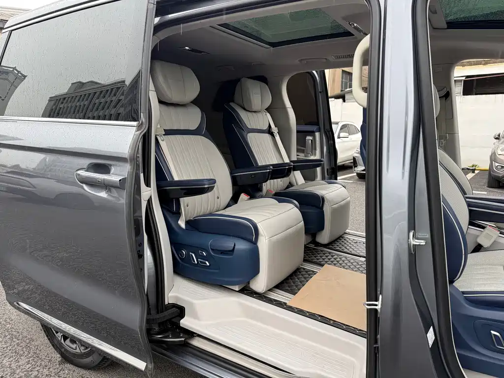 Roewe iMAX8 2021 400TGI Supreme Series Ultimate Edition