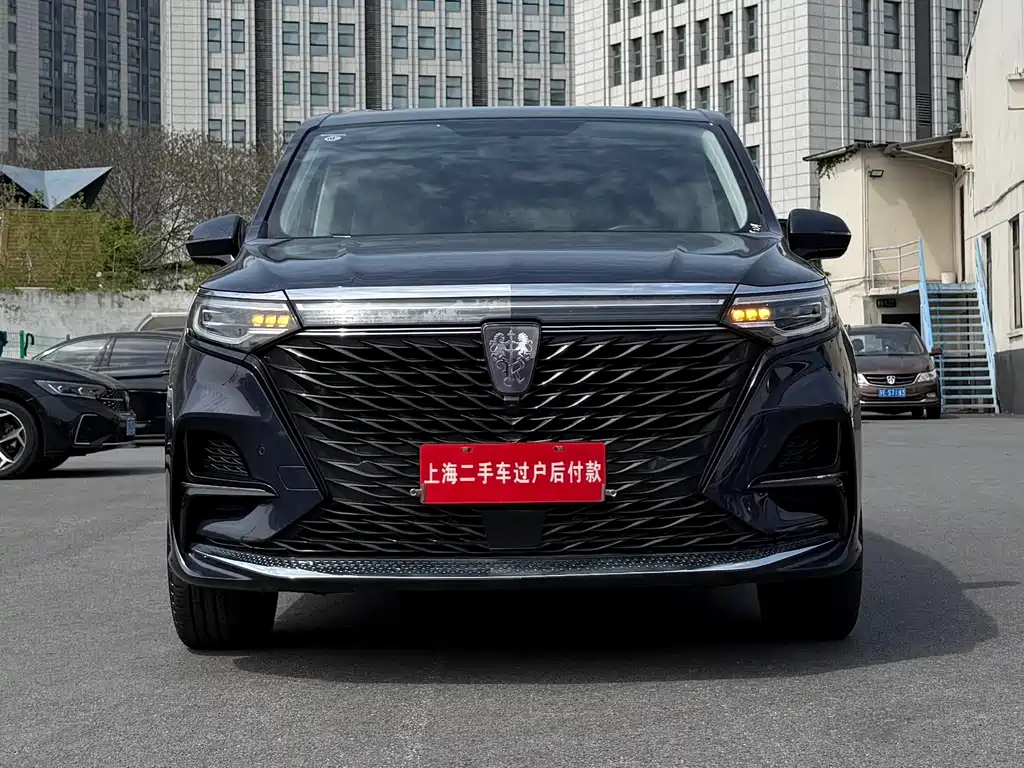 Roewe iMAX8 2023 400TGI Comfort Edition