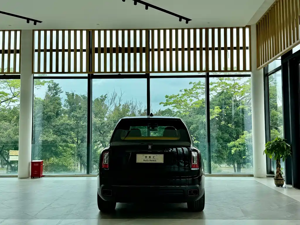 Cullinan 2020 Black Badge