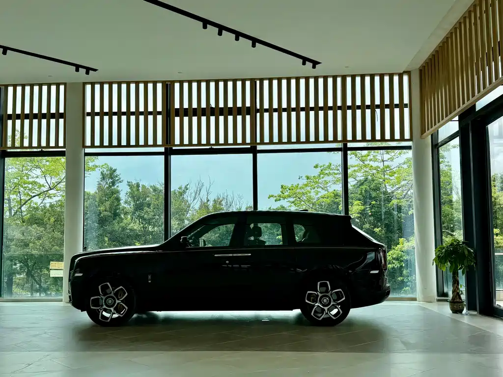 Cullinan 2020 Black Badge