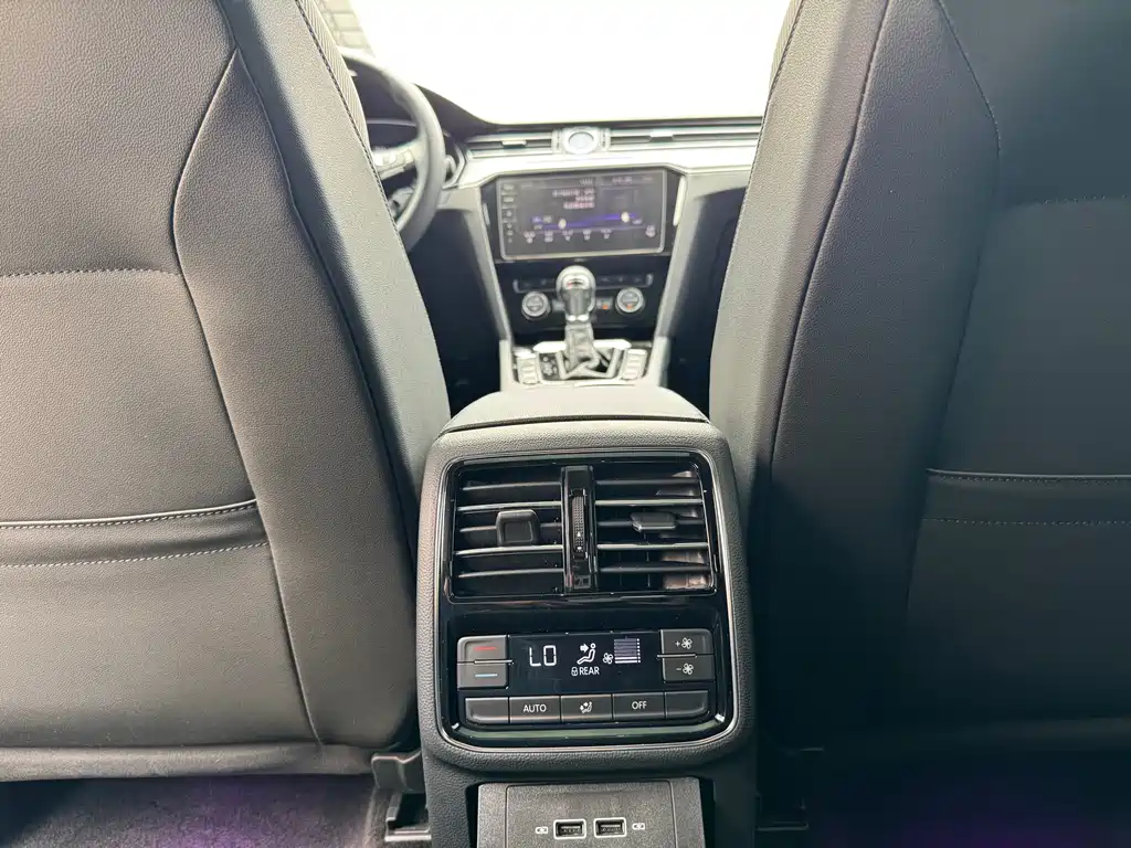 FAW-Volkswagen CC 2019 330TSI Meiyan Edition China V