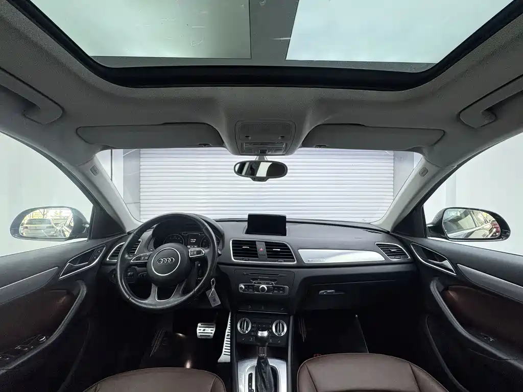 Audi Q3 2013 35 TFSI quattro Technik
