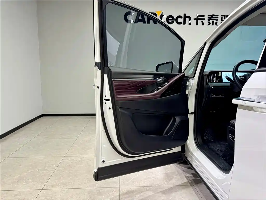 GAC Trumpchi M8 2024 Master Series 400T Prestige Edition