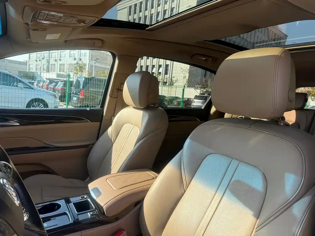 Buick GL8 2018 ES 28T Luxury Edition China VI