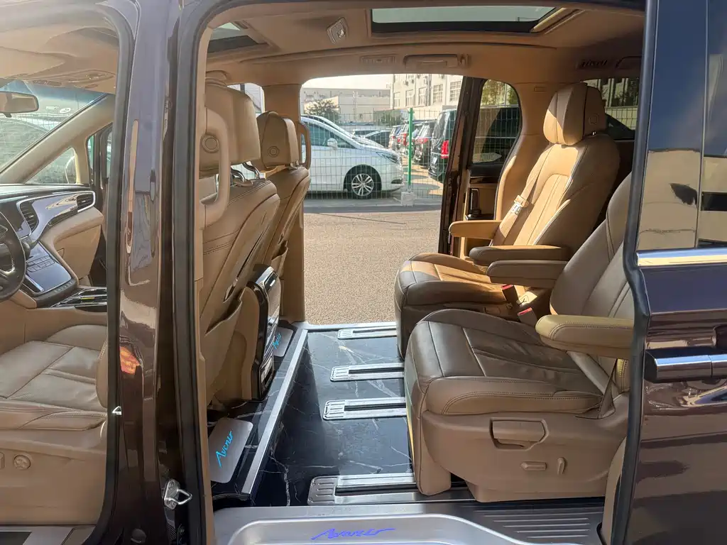 Buick GL8 2018 ES 28T Luxury Edition China VI