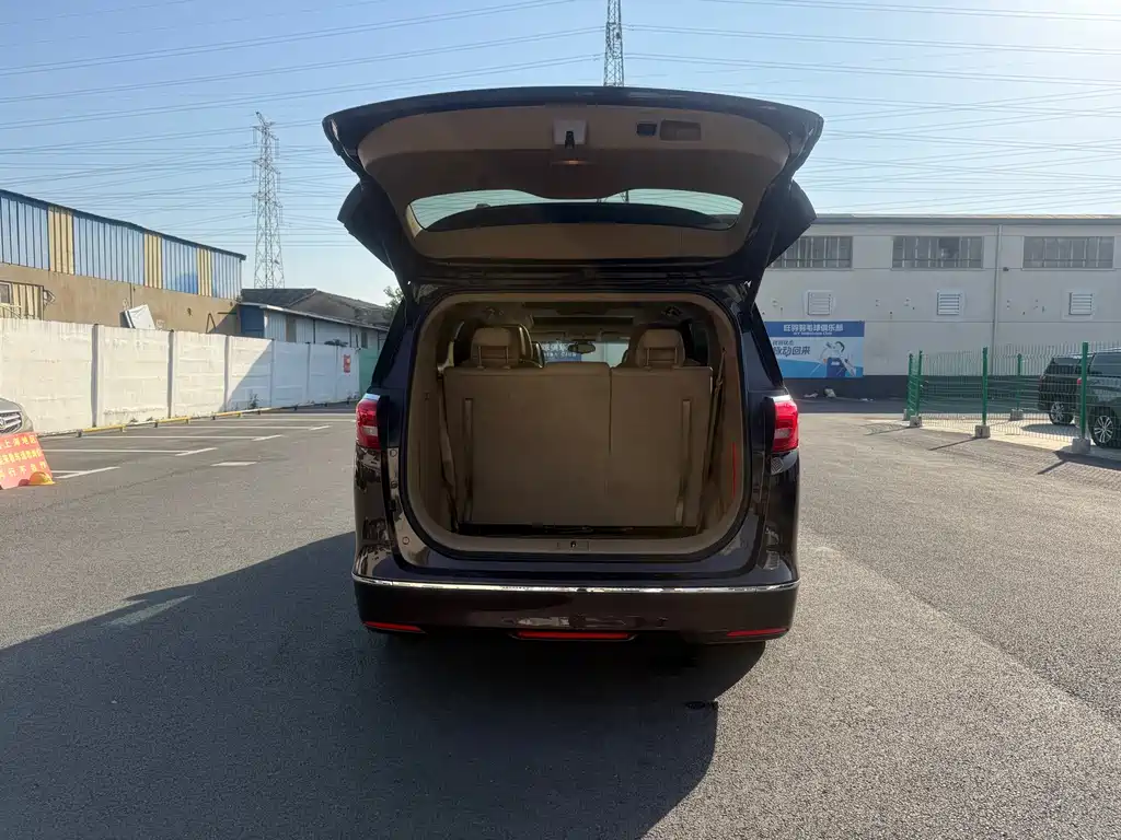 Buick GL8 2018 ES 28T Luxury Edition China VI