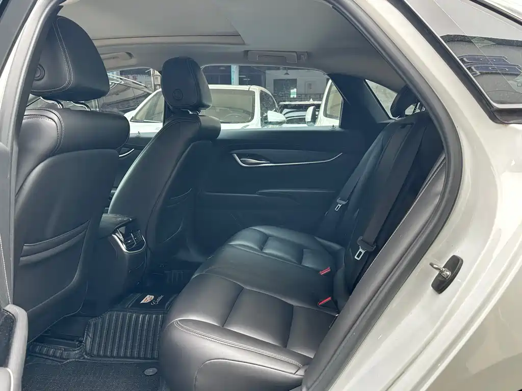 Cadillac XTS 2018 28T Technical