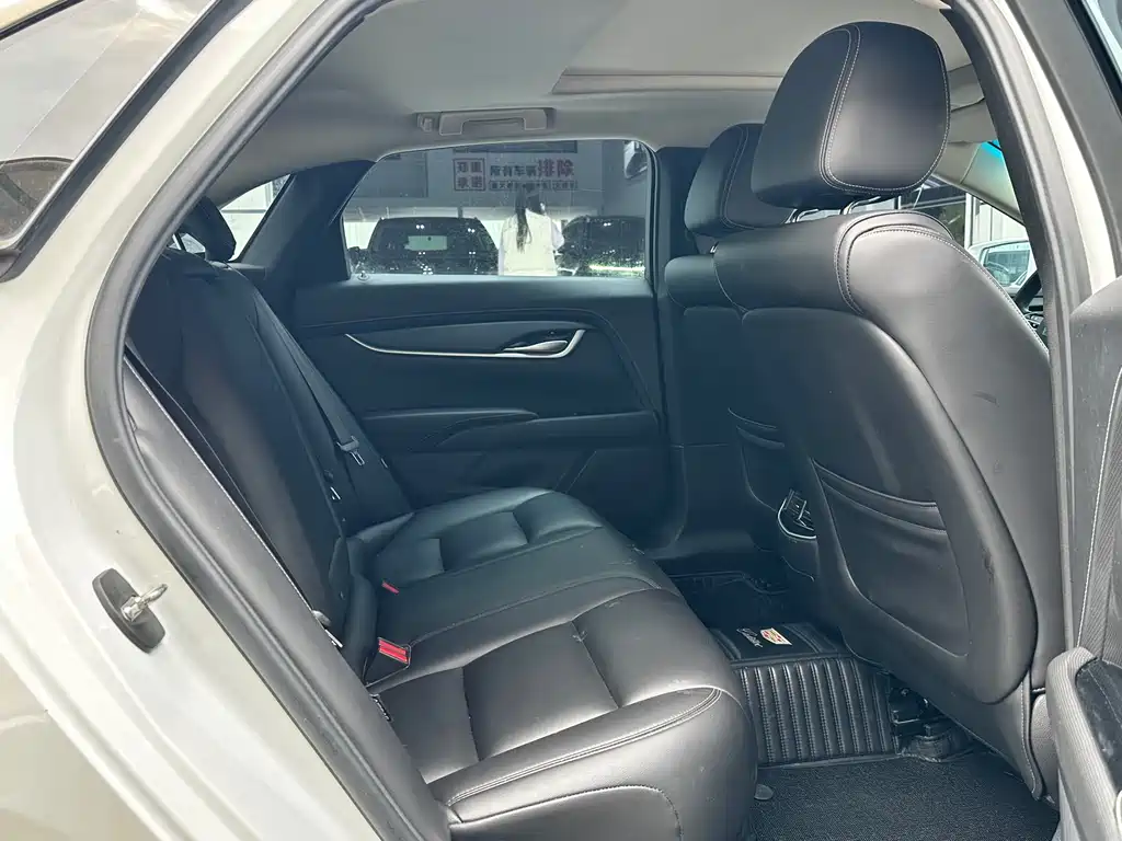 Cadillac XTS 2018 28T Technical