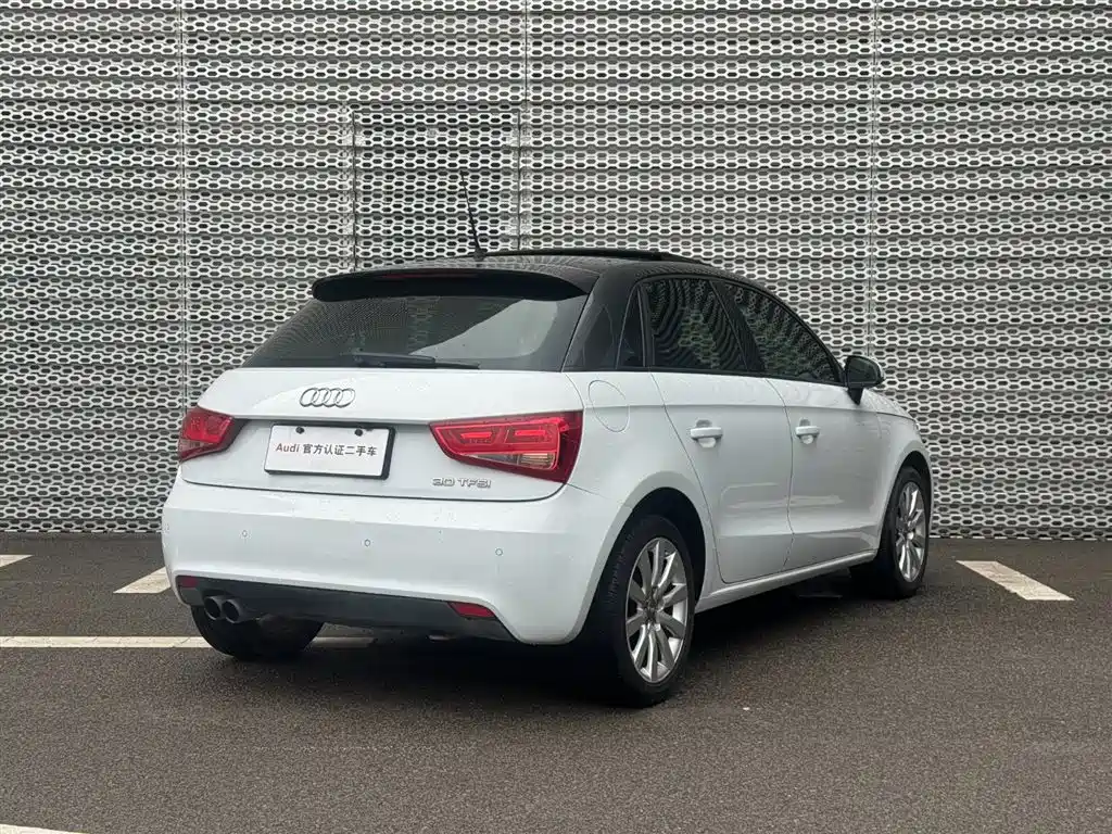 Audi A1 2013 30 TFSI Sportback Ego