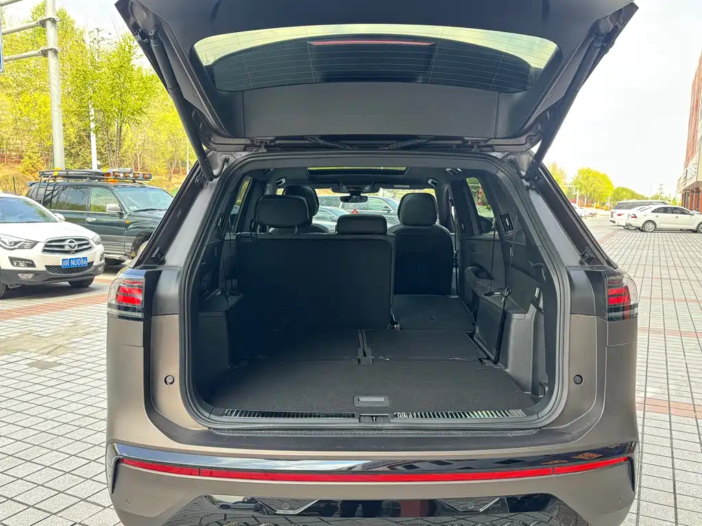 Volkswagen Teramont 2026 Teramont Pro 450TSI 4WD Dengfeng Edition
