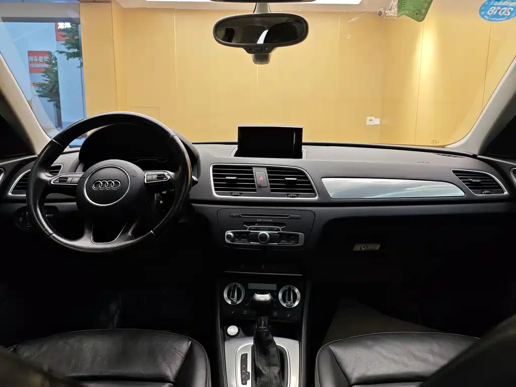 Audi Q3 2015 35 TFSI Comfort